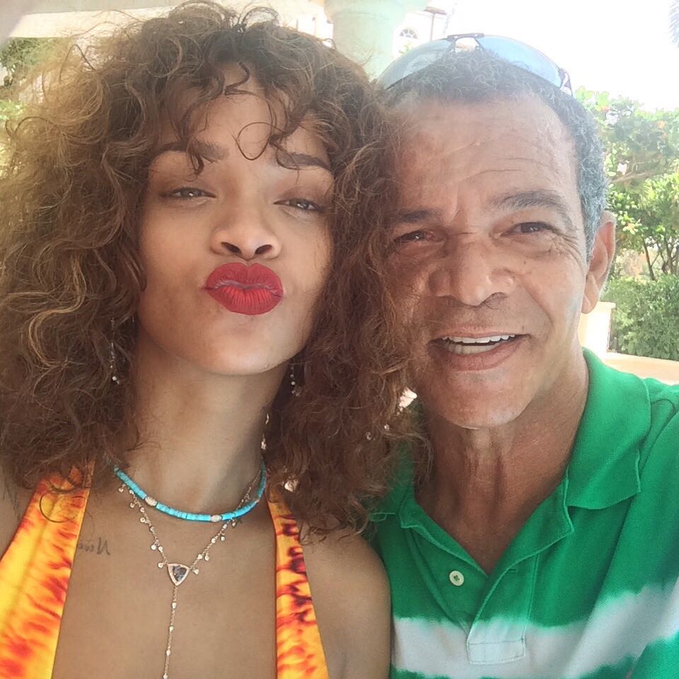 Rihanna e Ronald Fenty